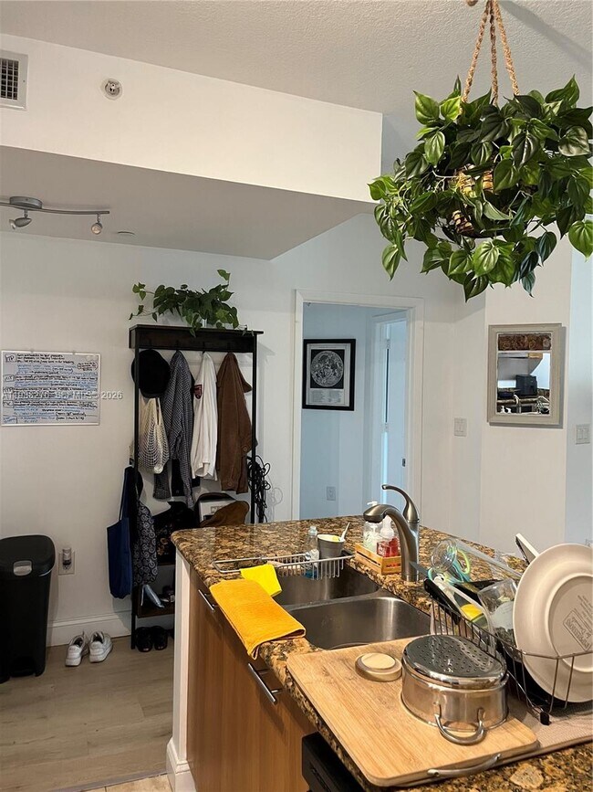 Foto del edificio - 510 NW 84th Ave