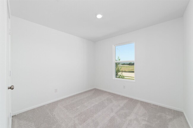 Building Photo - 3028 Huntersville Dr