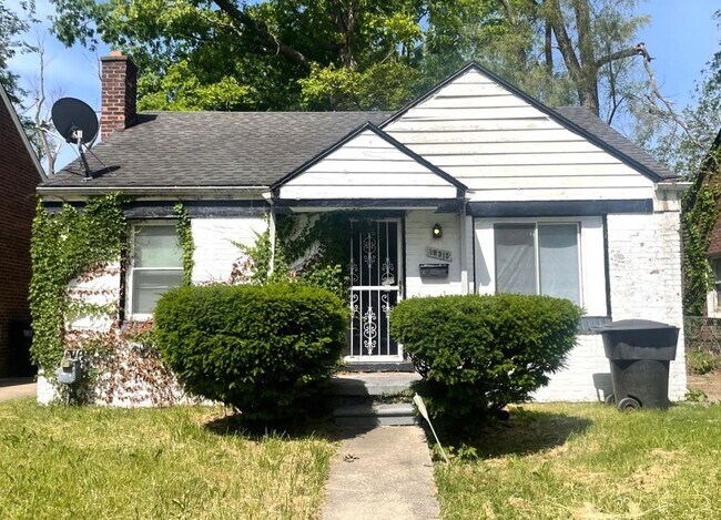 Building Photo - 19313 Stahelin Ave
