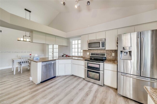 Foto del edificio - 3 br, 2 bath House - 1174 Laguna Springs Dr