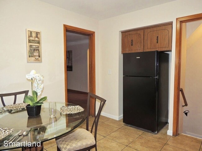 Building Photo - 4 br, 2 bath House - 1971 Beverly Hills Dr