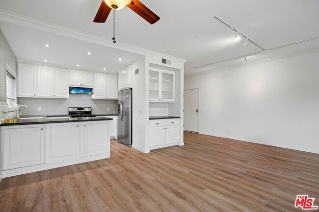 Foto del edificio - 11938 Courtleigh Dr