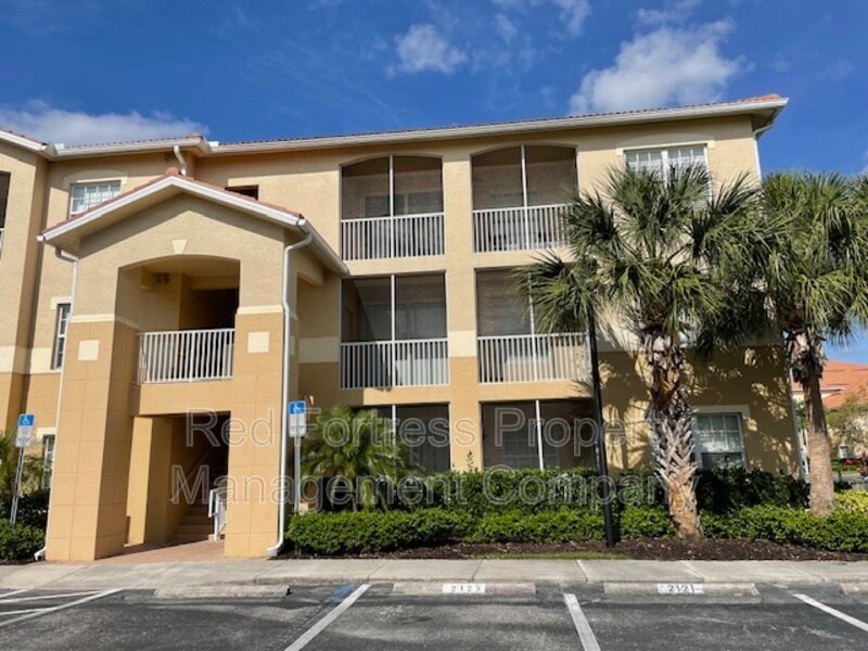 Foto del edificio - 9005 Colby Dr