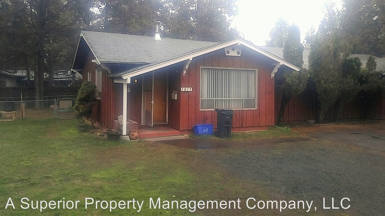 Primary Photo - 1017 NE Bear Creek Rd