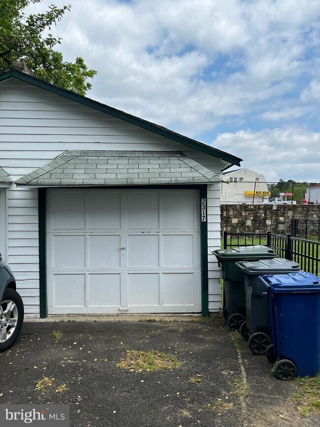 2317 Jenkintown Rd, Glenside, PA 19038 House Rental in Glenside, PA