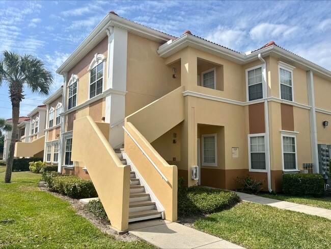 Foto del edificio - Spacious 2/2 unit becoming available July ...