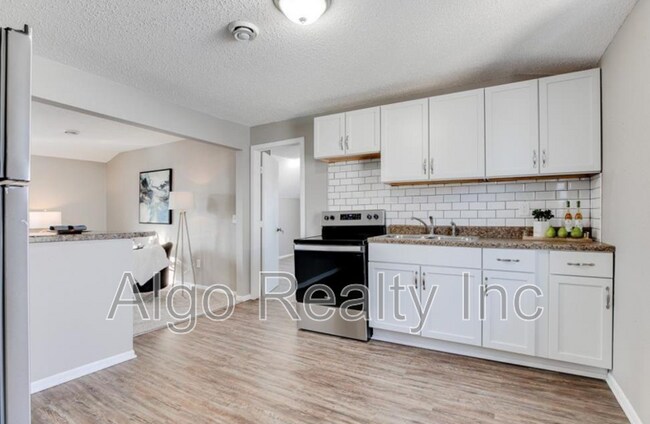 Foto del edificio - 2834 15th Ave S