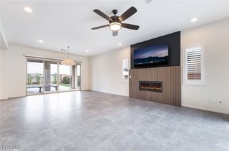 Building Photo - 6348 Skystone St