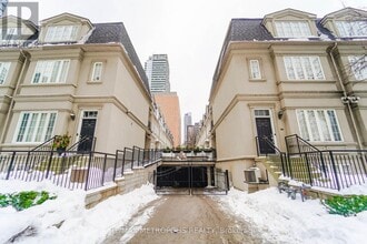 Building Photo - 14 Luscombe Ln