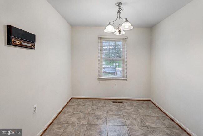 Foto del edificio - 11337 Cromwell Ct