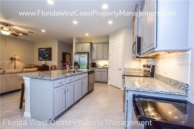 Foto del edificio - 4 br, 2 bath House - 11960 Blazing Star Dr