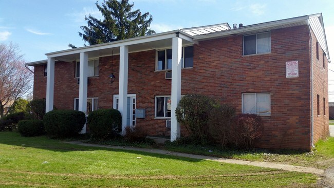 Building Photo - 3641 Eakin Rd
