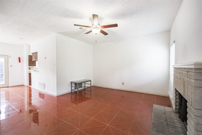 Foto del edificio - 12500 Brookglade Cir