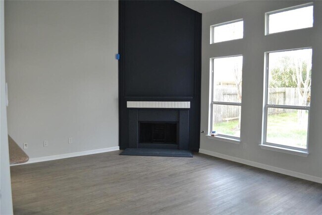 Building Photo - 9514 Curry Landing Dr