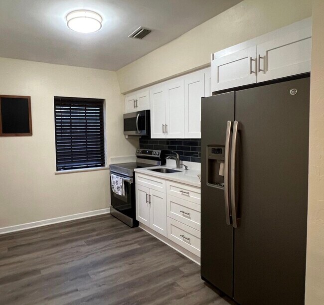 Foto del edificio - 189 Glendale Dr