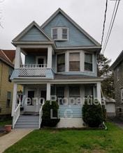 Building Photo - 65 N Pine Ave