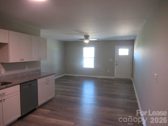 Foto del edificio - 405 Northbrook III School Rd