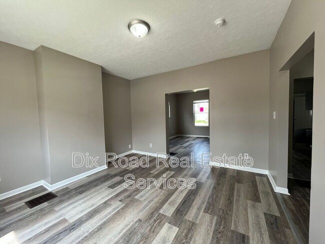 Foto del edificio - 715 Lorain Ave
