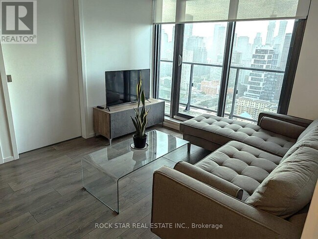 Photo du bâtiment - 159 Dundas St E