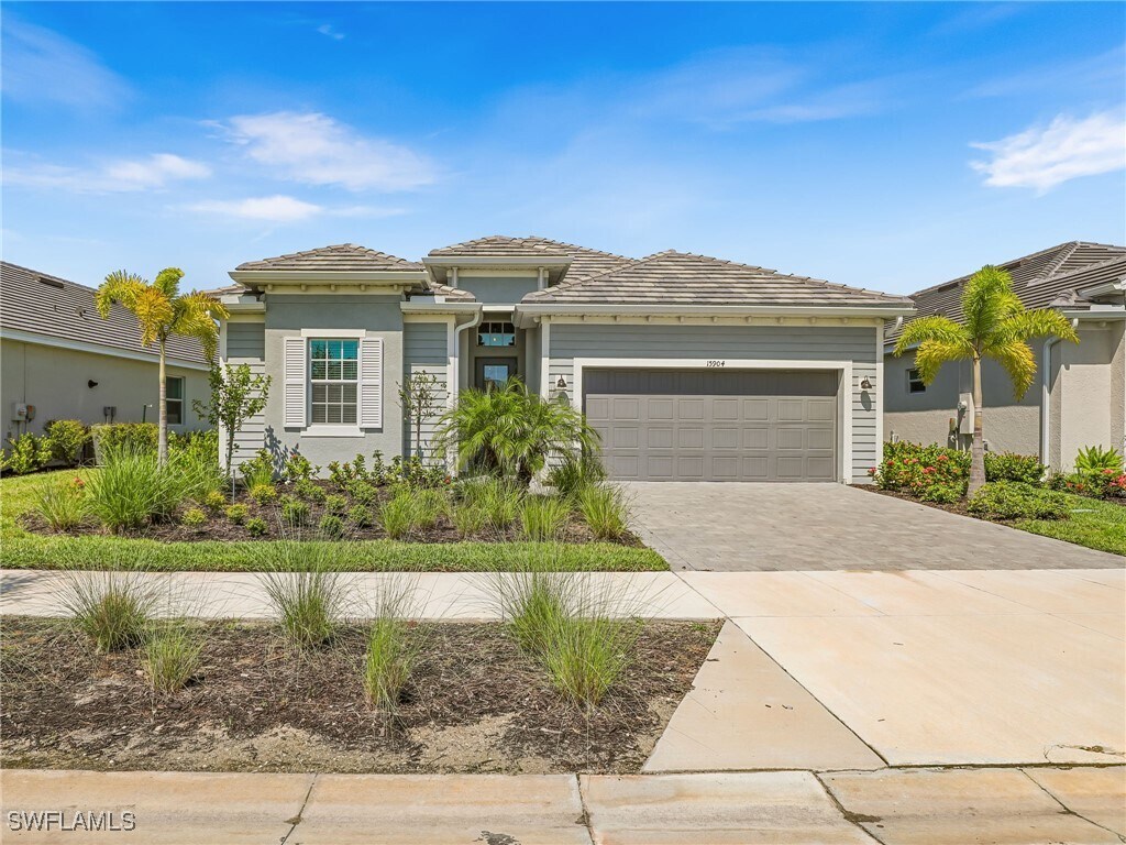 Primary Photo - 15904 Sugar Hl Dr