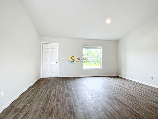 Building Photo - Brand-New 4-Bedroom Home Near Trails & Cam...
