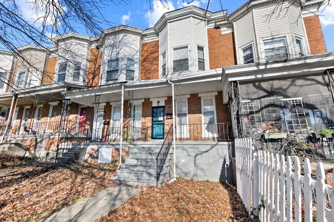 Building Photo - Beautiful 3BR 2BA!