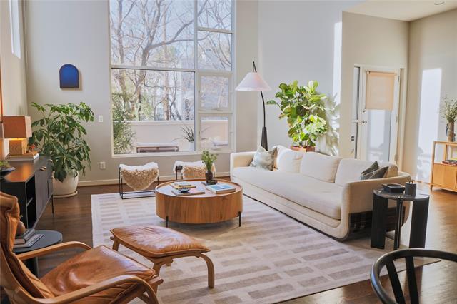 Foto del edificio - 4026 Travis St