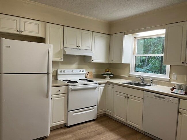 Photo - 243 Cedar Terrace Rd Townhome