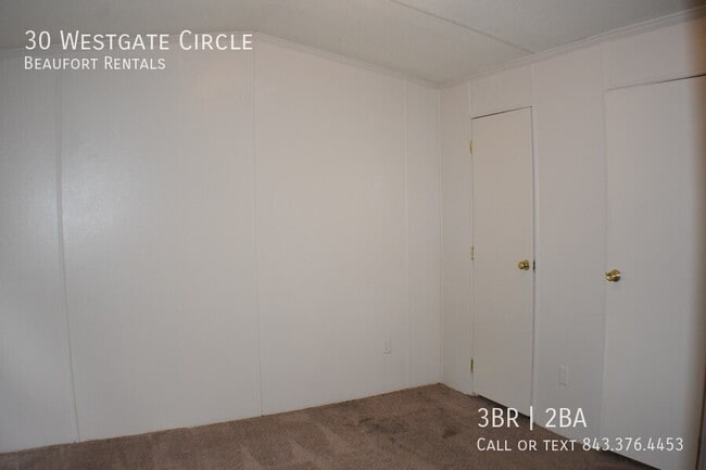 Building Photo - 30 Westgate Cir