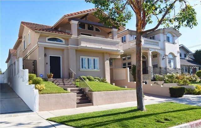 Foto del edificio - 318 S Broadway