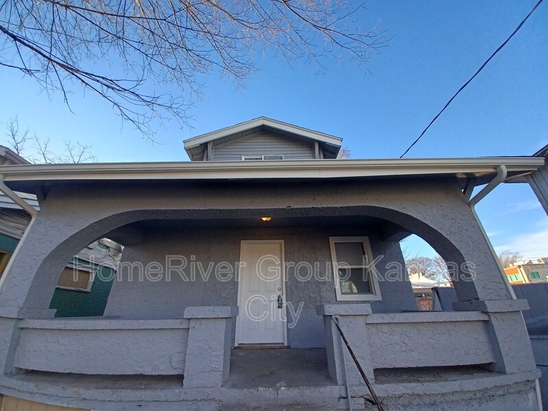 2404 Denver Ave, Kansas City, MO 64127 House Rental in Kansas City