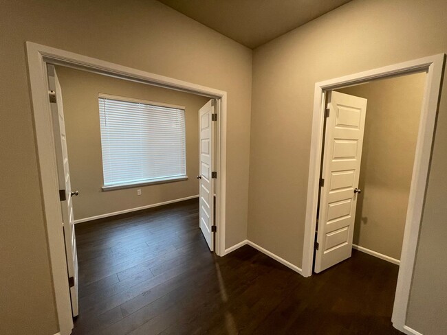Building Photo - Beautiful Home in Highly Desired Stewart C...