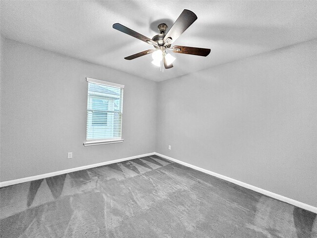 Foto del edificio - 10006 Wood Leaf Ct