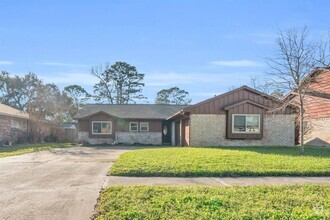 Building Photo - 22315 Walnut Valley Dr