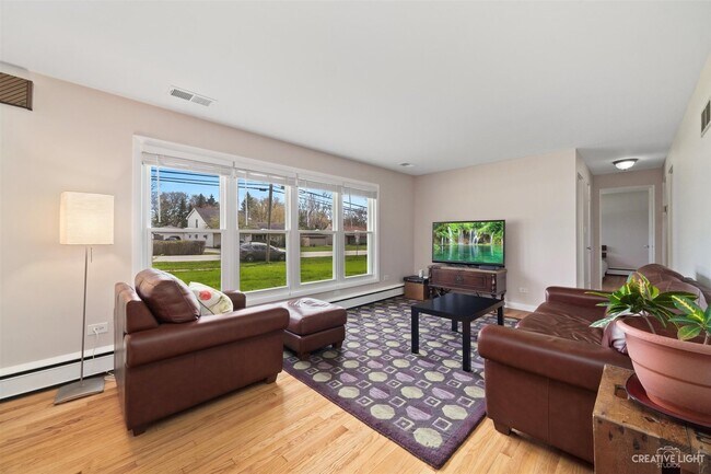 Foto del edificio - 800 Riedy Rd