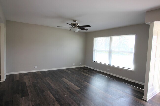 Foto del edificio - 567 Northampton Cir