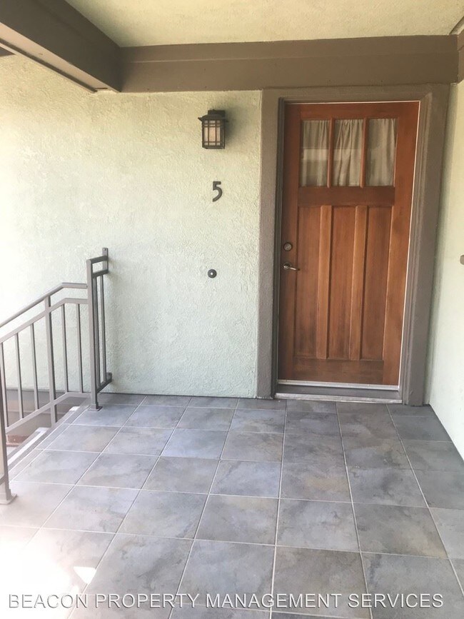 Foto del edificio - 1329 W Lodi Ave