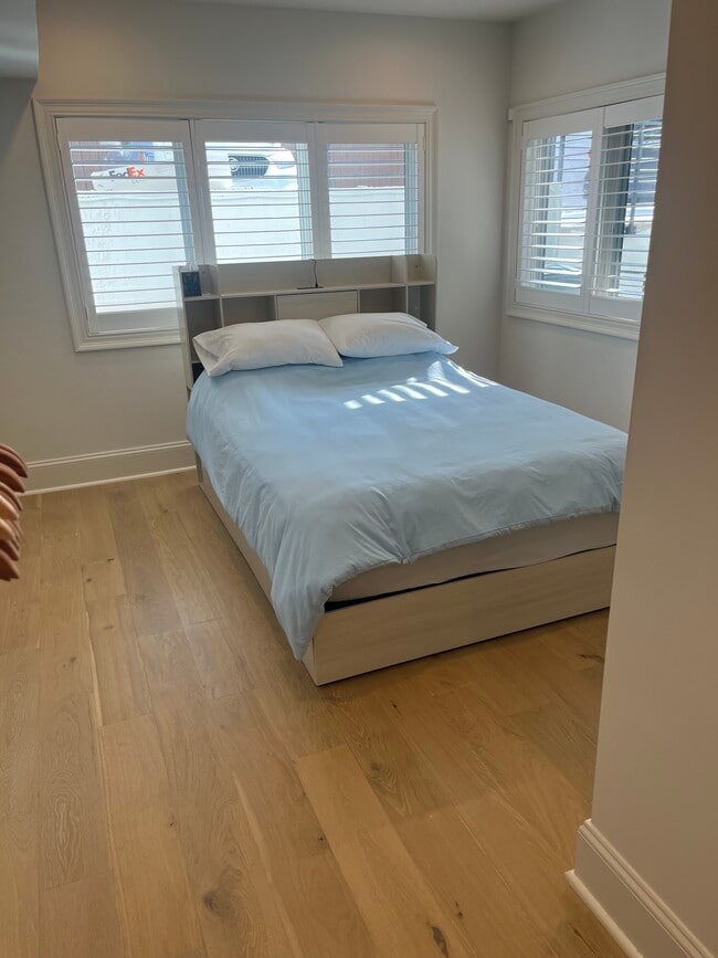 Foto del edificio - 1335 11th St NW