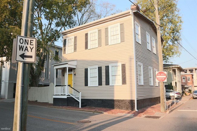 Building Photo - 2 br, 1 bath House - 601 Jefferson Street