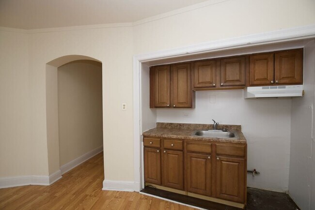 Foto del edificio - 3335 W Diversey Ave