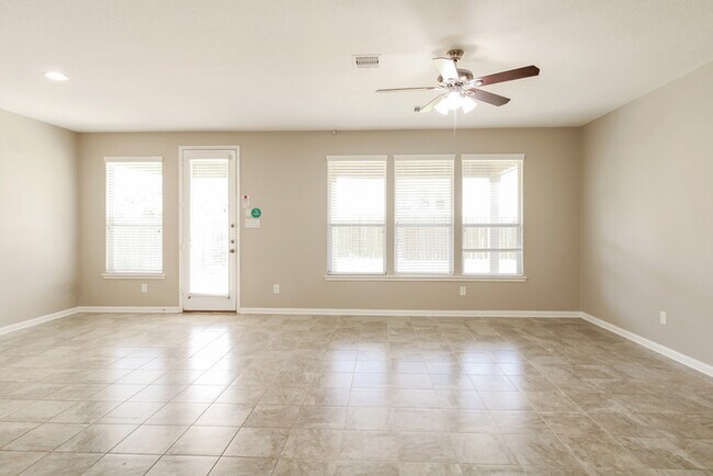 Building Photo - 4518 Mallory Creek Dr