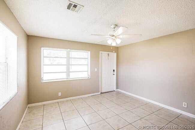 Foto del edificio - 3120 NW 5th Ct