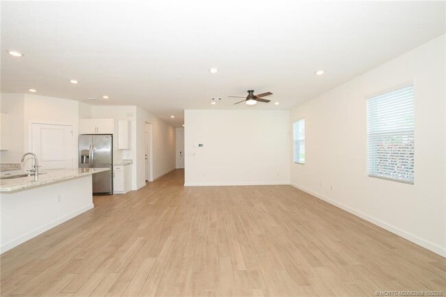 Foto del edificio - 3451 SW Blackberry Ln