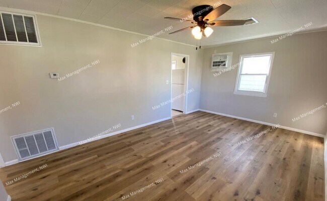 Foto del edificio - 7601 Chestnut Ave