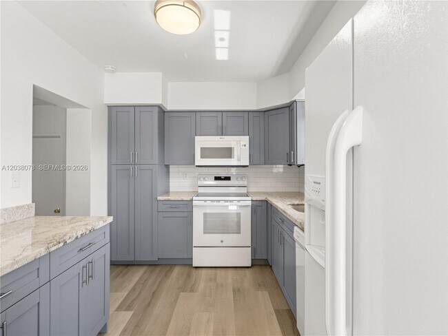 Foto del edificio - 7591 Pierce St