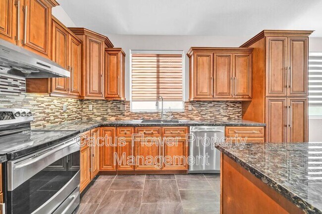 Building Photo - 18334 N 90th Ln