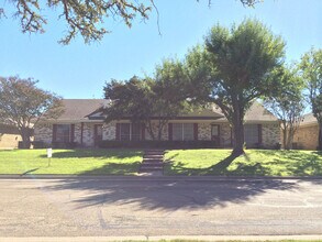 Building Photo - 6800 Old Briarstown Dr
