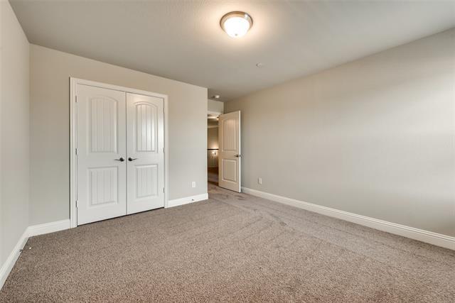 Building Photo - 1229 Wiltshire Dr