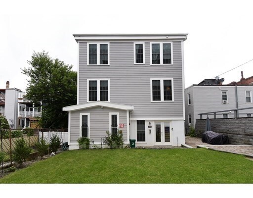 Foto principal - 101 Webster St