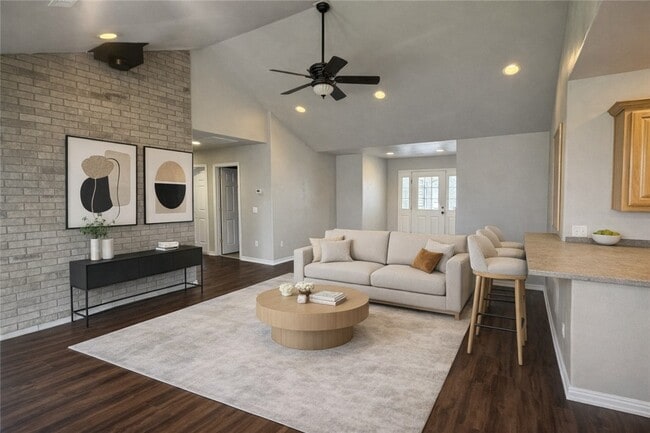 Foto del edificio - 77 Ingleborough Dr